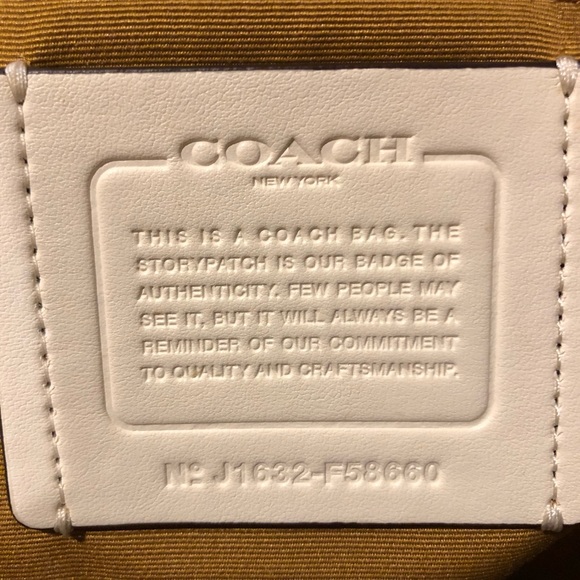 Authentic NWOT leather Coach purse - Picture 4 of 8